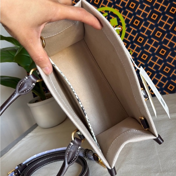 NWT Tory Burch blake canvas embossed small tote 163053 - Picture 7 of 14
